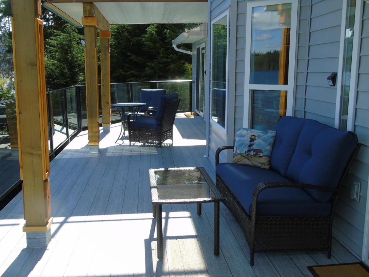 The Oceanfront Inn On Stephens Bay Coal Harbour Exteriér fotografie
